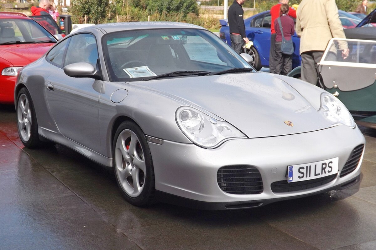 Silver Porsche 996 911 Carrera coupe